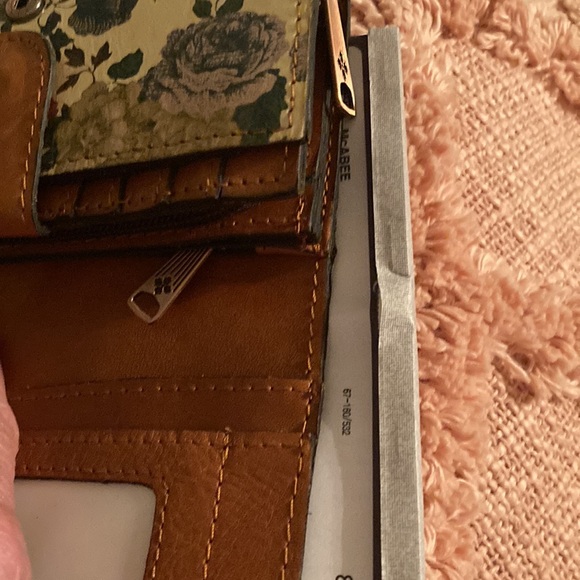 Patricia Nash leather floral wallet - Picture 16 of 16